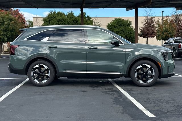 New 2026 Kia Sorento EX FWD image 3