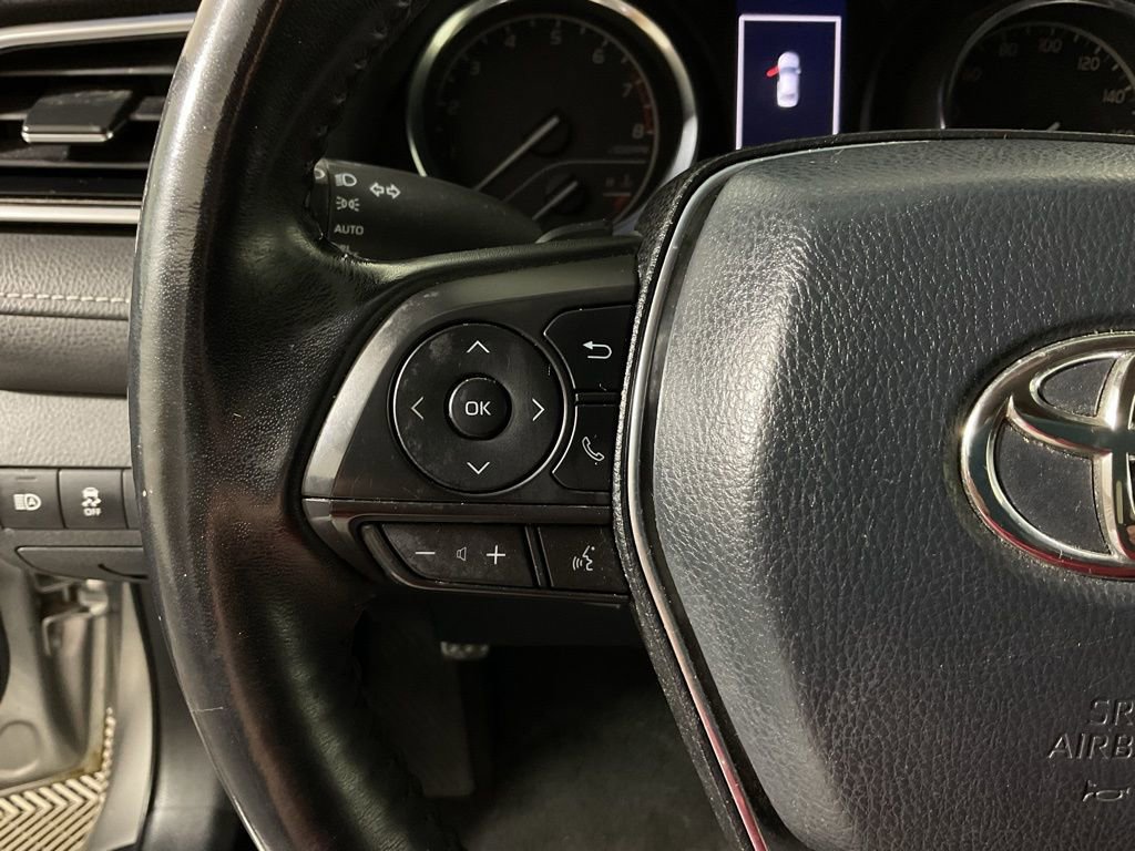 Used 2018 Toyota Camry SE image 23