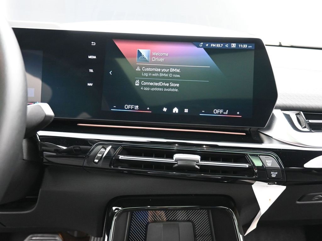 Used 2025 BMW X2 xDrive28i image 13