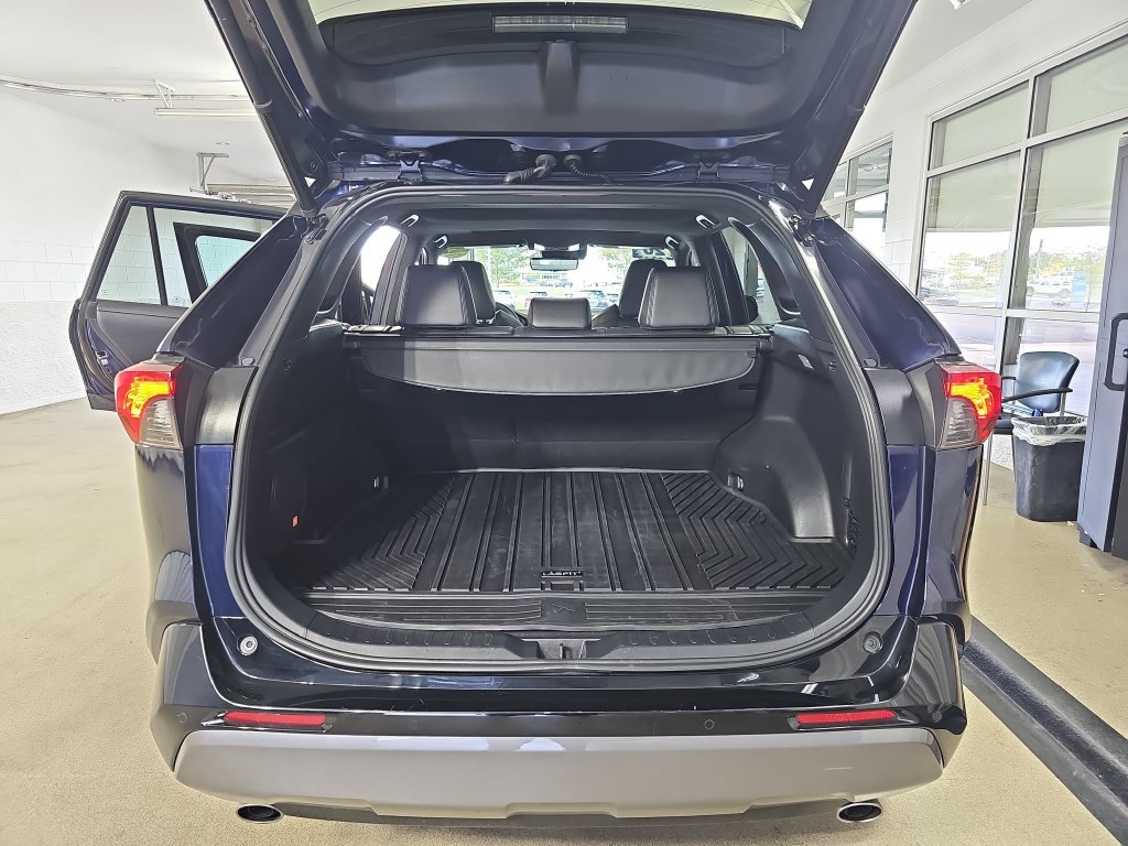 Used 2020 Toyota RAV4 XSE AWD/4WD image 15