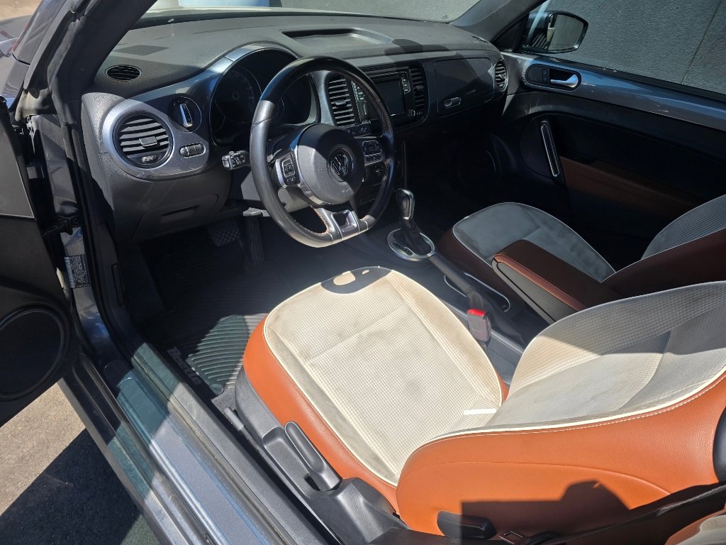 Used 2017 Volkswagen Beetle 1.8T Classic image 10