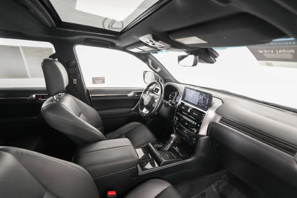 Certified 2023 Lexus GX 460 Luxury w/ Sport Design Package AWD/4WD image 20