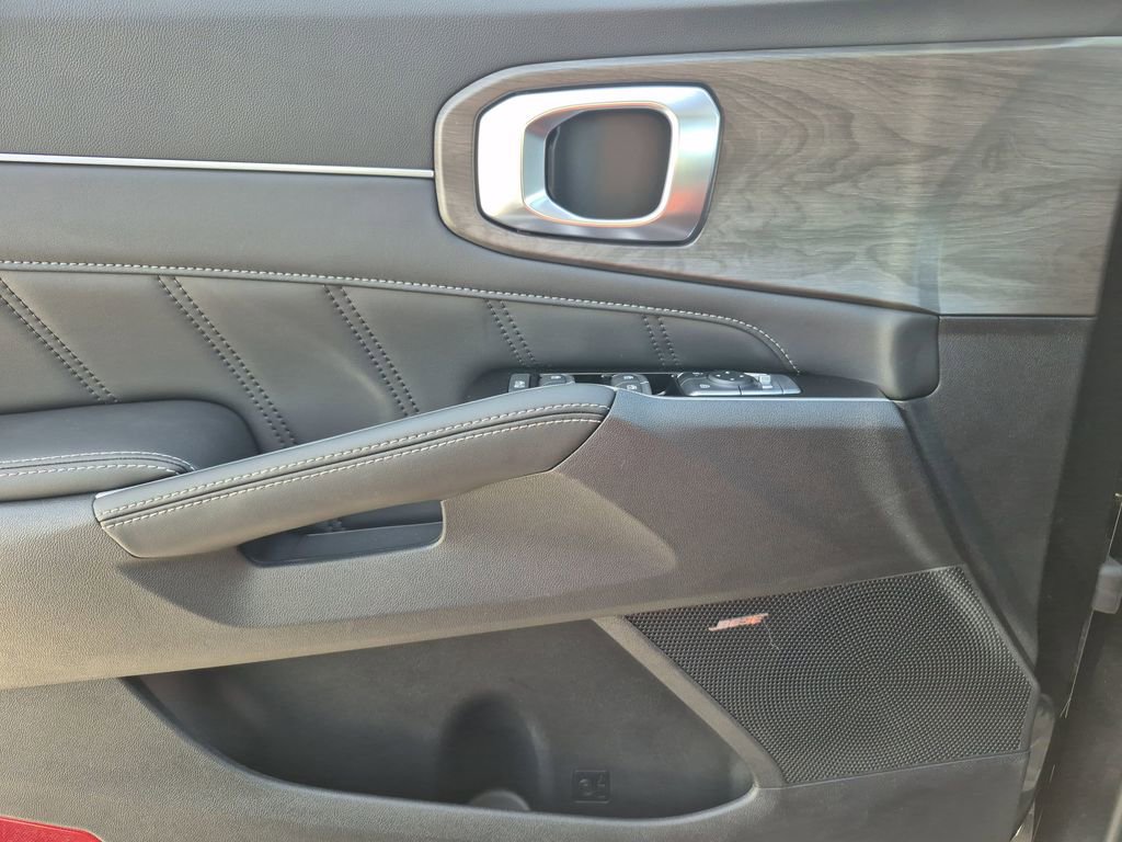 New 2026 Kia Sorento SX image 7