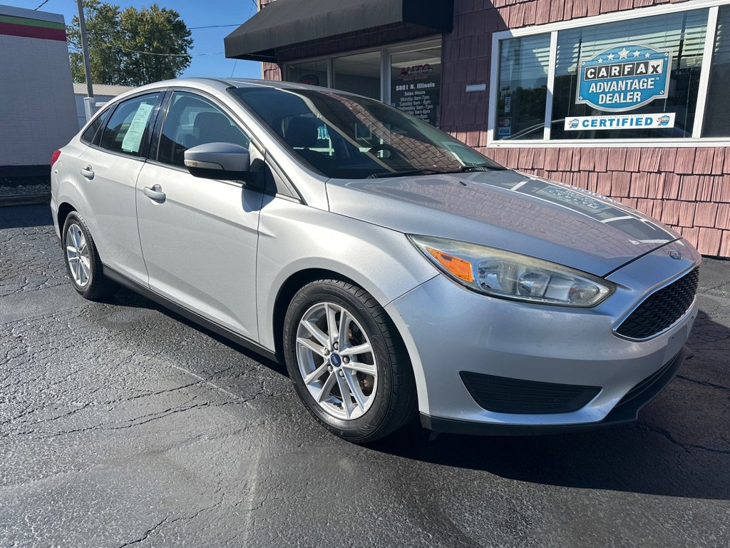Used 2016 Ford Focus SE image 1