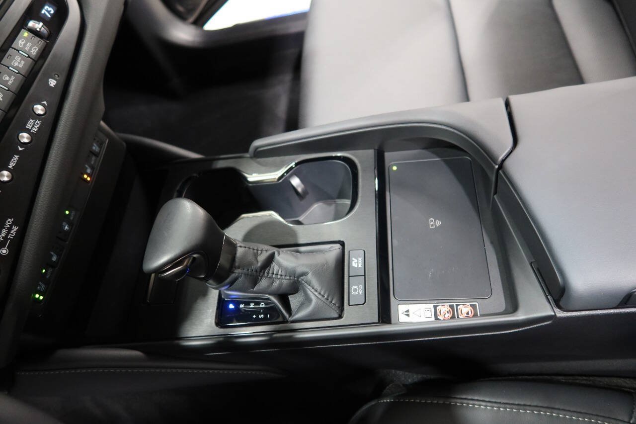 Used 2025 Lexus ES 300h F Sport w/ Accessory Package (Z2) FWD image 25