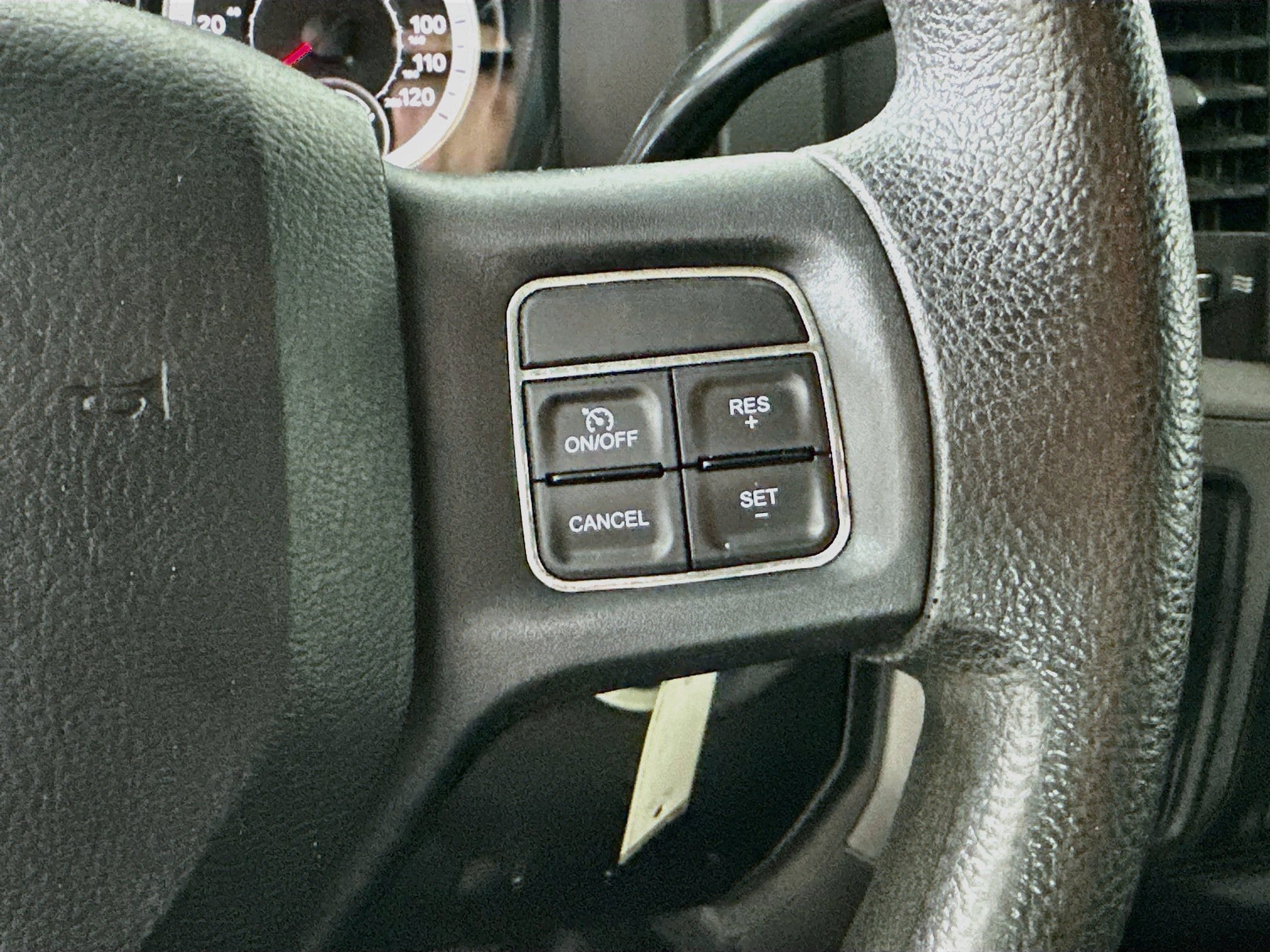 Used 2014 RAM 1500 Express AWD/4WD image 13
