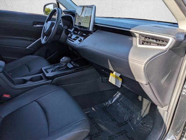 Used 2026 Toyota Corolla Cross XLE AWD/4WD image 27