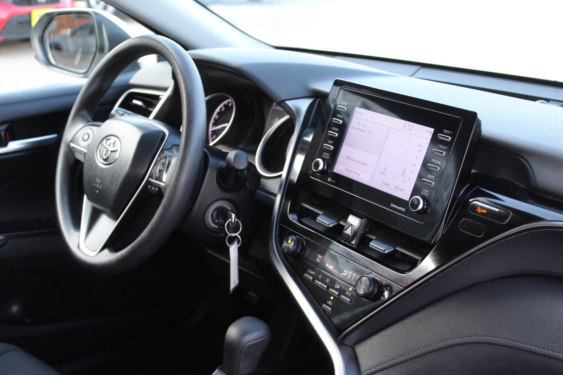 Used 2024 Toyota Camry LE image 15