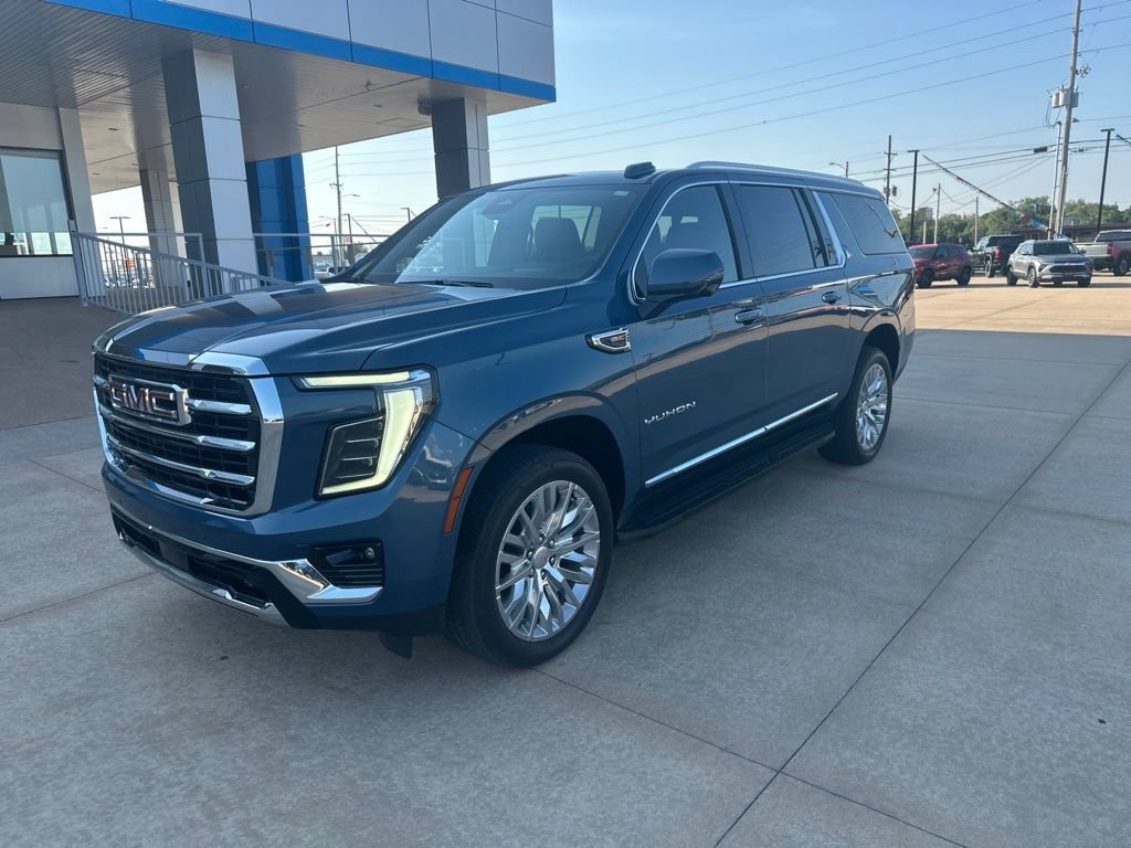 Used 2025 GMC Yukon XL Elevation w/ Technology Package AWD/4WD image 32