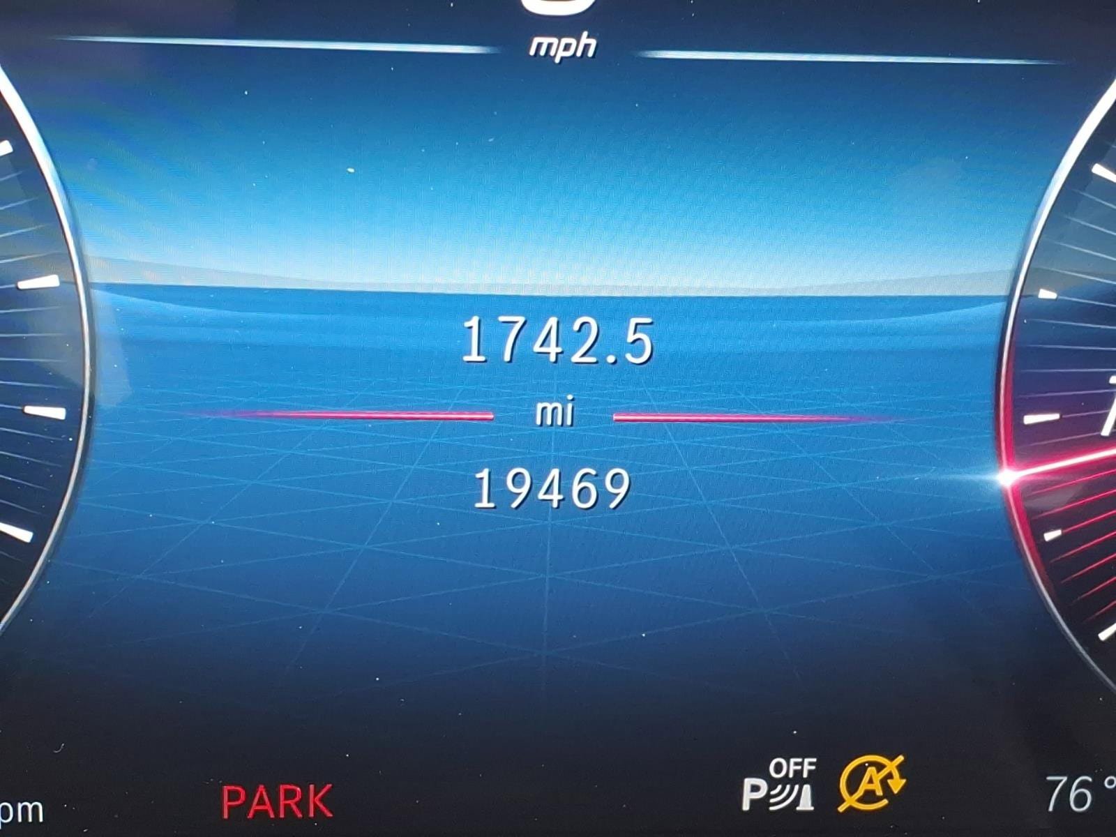 Used 2023 Mercedes-Benz GLC 300 4MATIC image 23