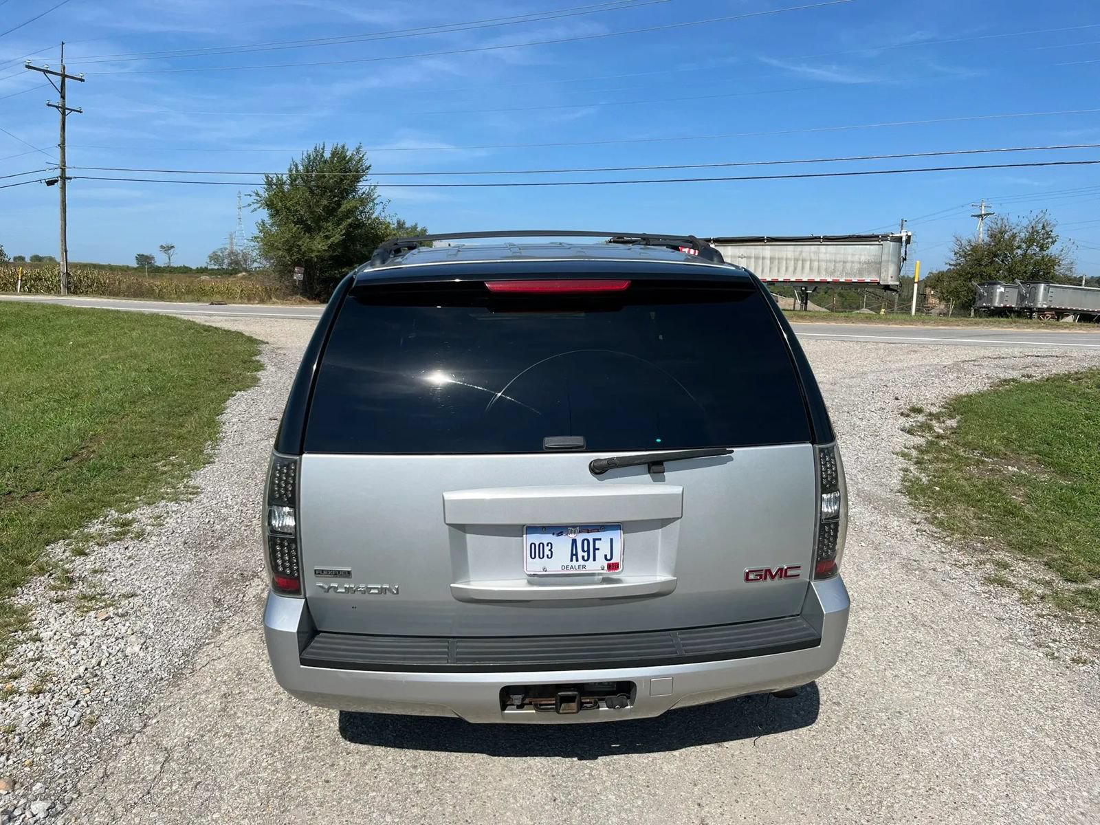 Used 2012 GMC Yukon SLE RWD image 6