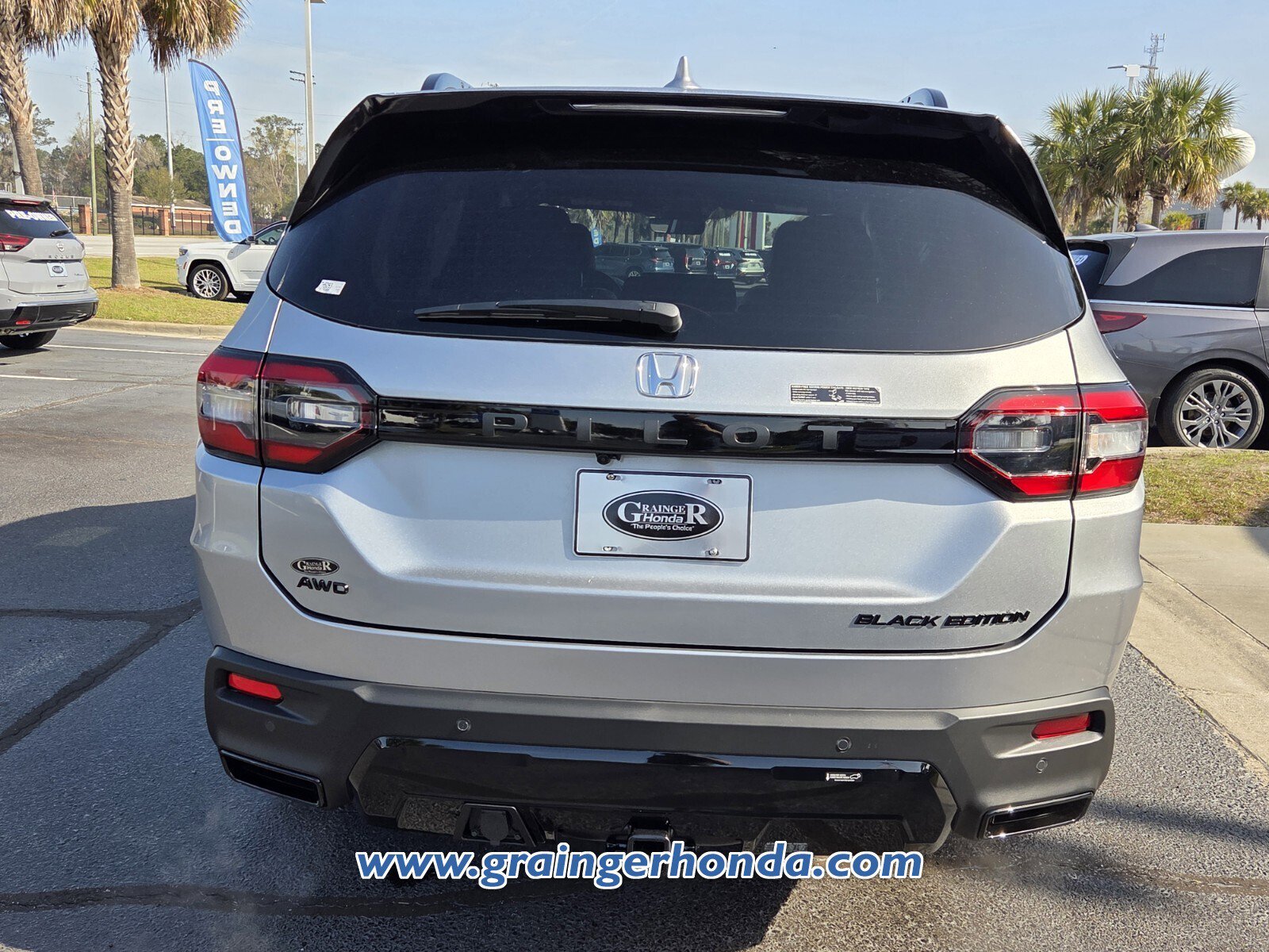 New 2026 Honda Pilot Black Edition image 6