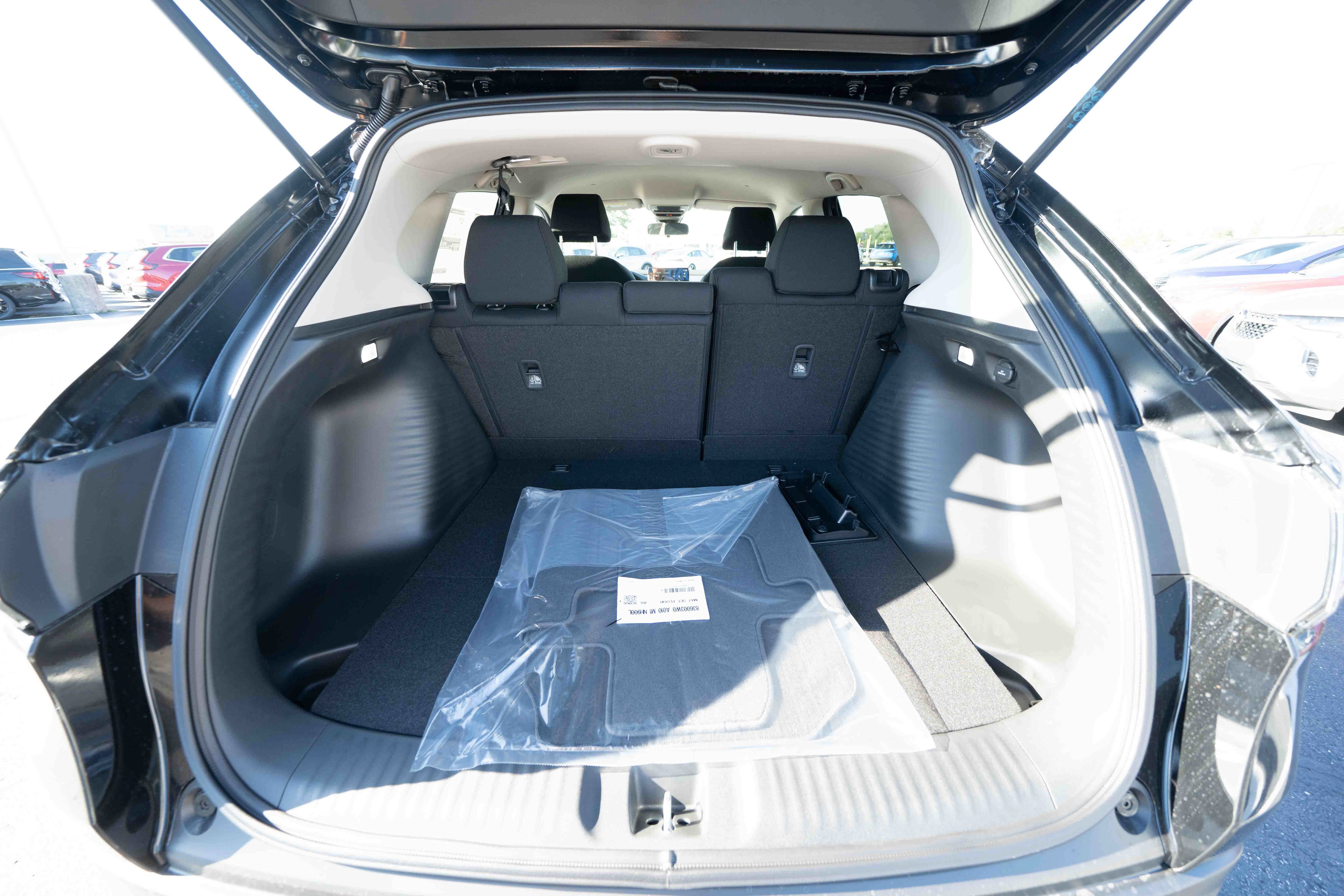 New 2027 Honda HR-V LX image 28