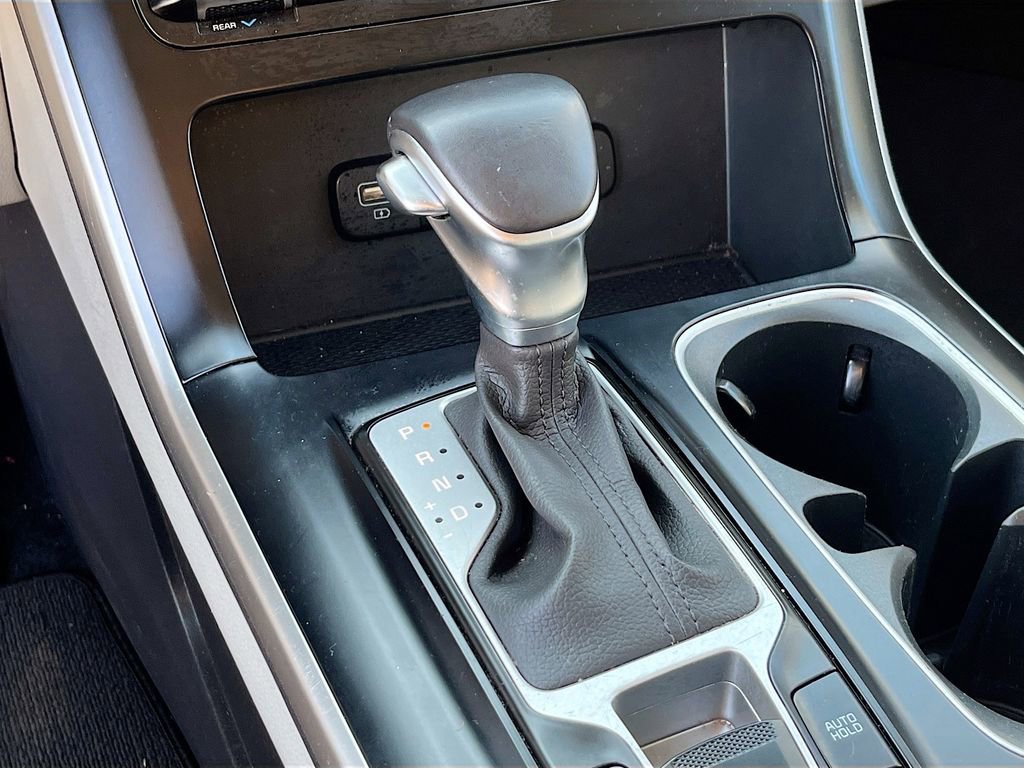 Certified 2024 Kia Carnival LX image 15