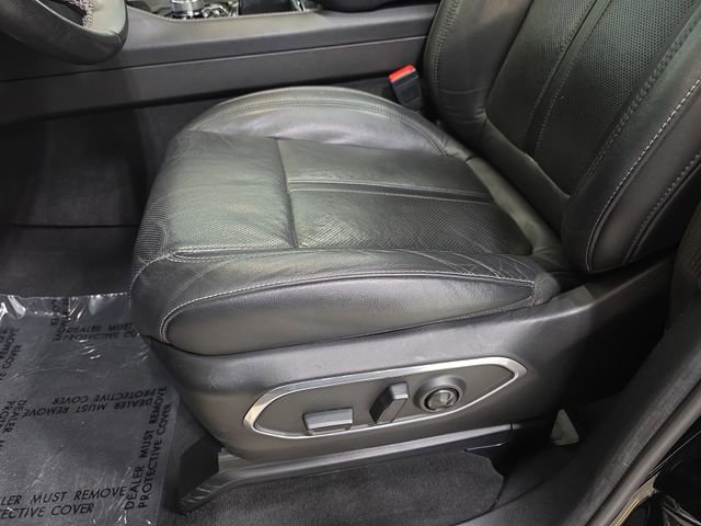 Used 2022 Jeep Wagoneer Series III w/ Premium Group I AWD/4WD image 29