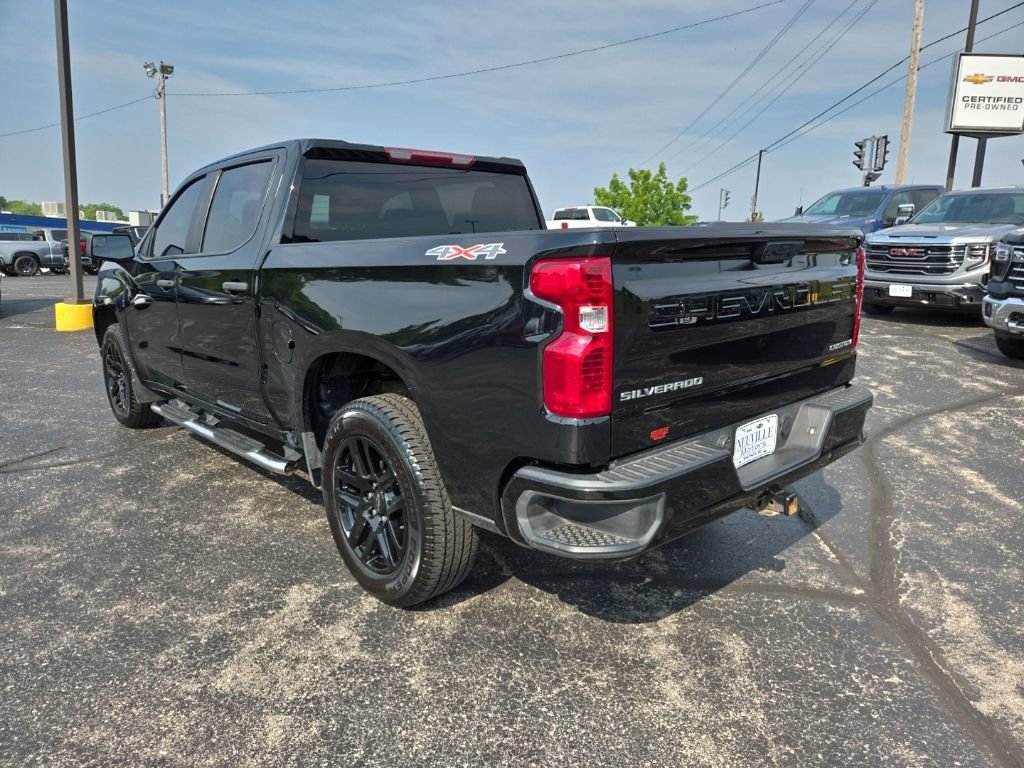 Certified 2022 Chevrolet Silverado 1500 Custom AWD/4WD image 6