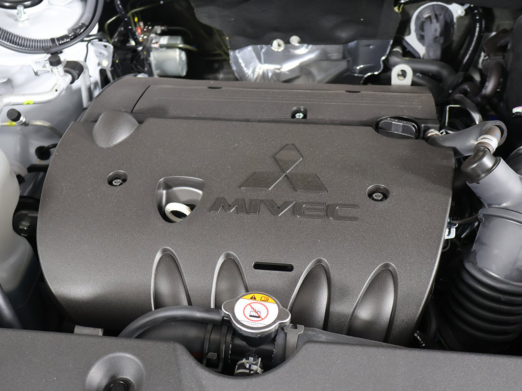 New 2027 Mitsubishi Outlander Sport LE AWD/4WD image 13