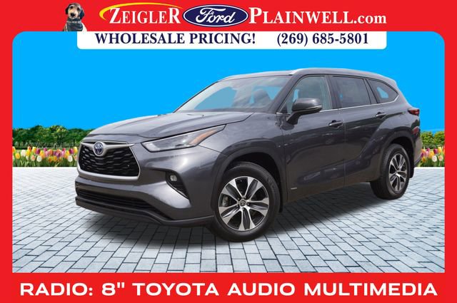 Used 2023 Toyota Highlander XLE video 1