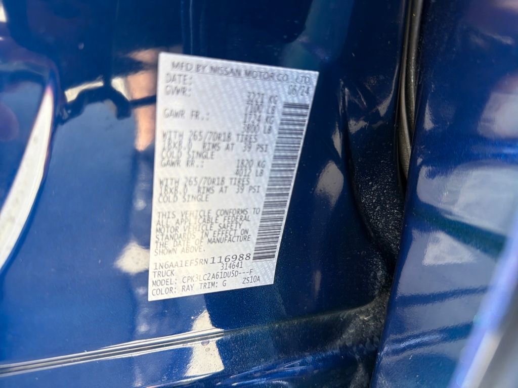 Used 2024 Nissan Titan SV w/ SV Convenience Package image 35