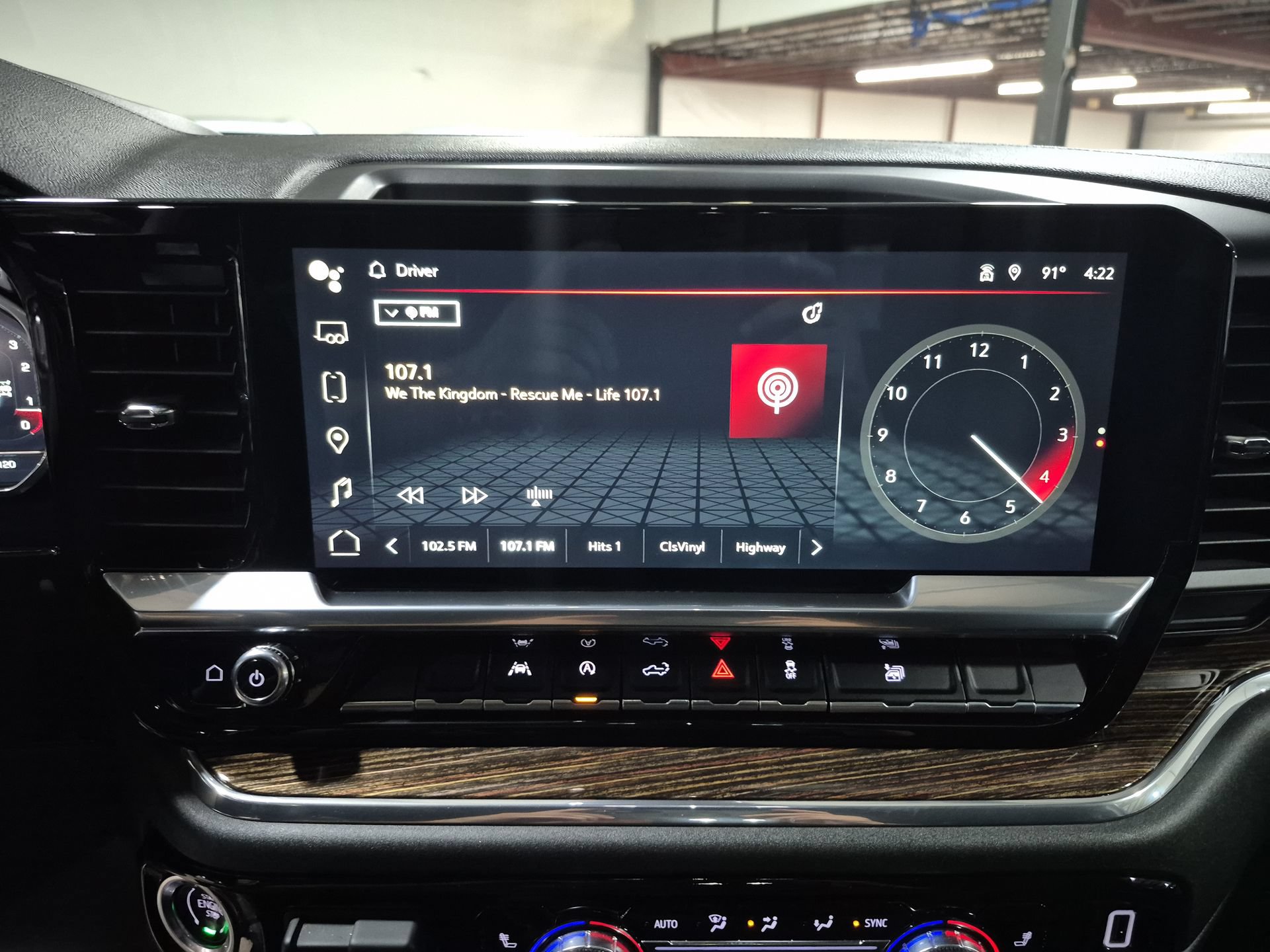 Used 2023 GMC Sierra 1500 Elevation AWD/4WD image 14