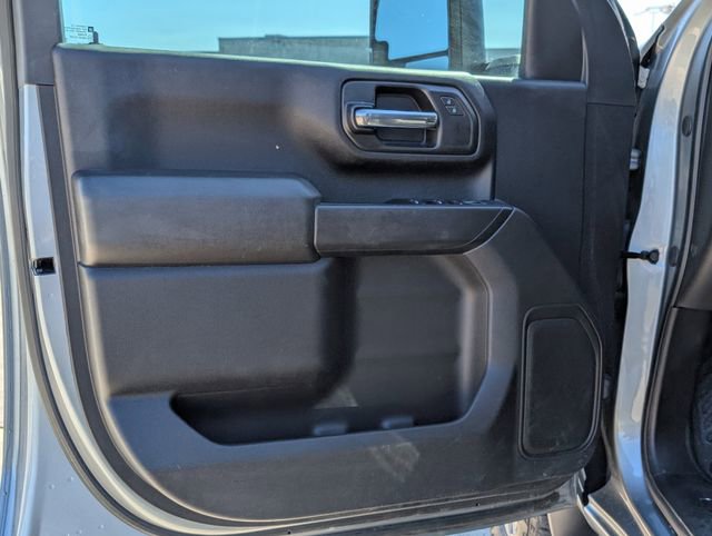 Used 2024 Chevrolet Silverado 2500 Custom w/ Custom Value Package image 10