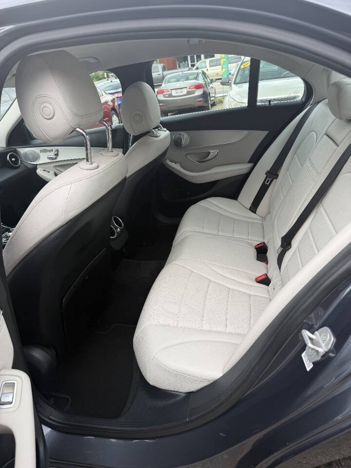 Used 2015 Mercedes-Benz C 300 4MATIC Sedan image 8