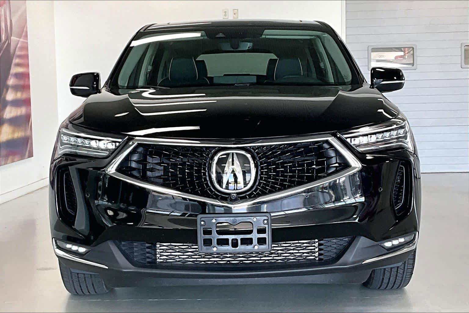 Used 2023 Acura RDX AWD w/ Advance Package image 6
