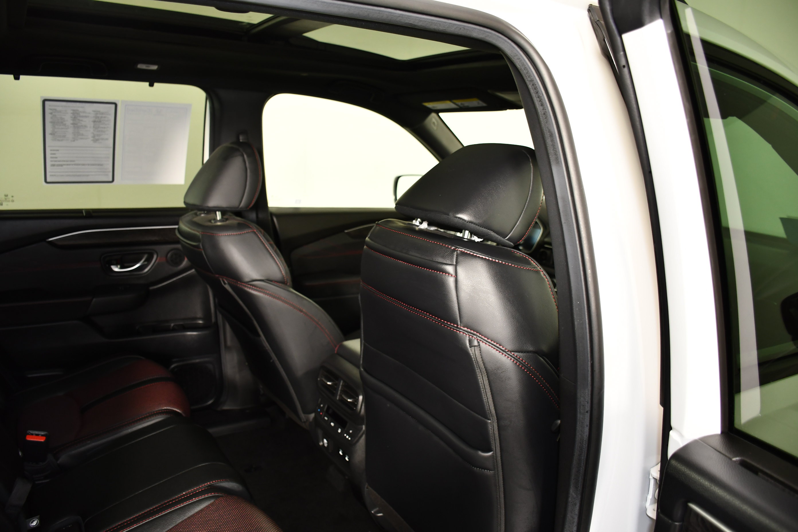 Certified 2026 Honda Pilot Black Edition image 45