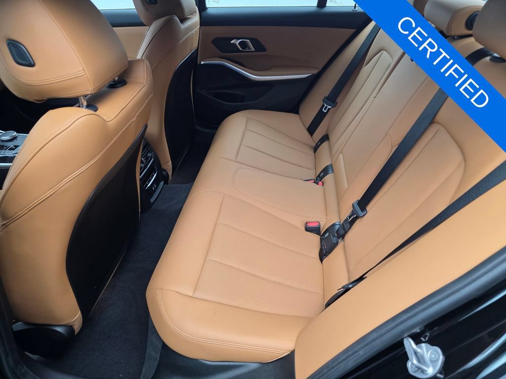 Used 2024 BMW 330i xDrive Sedan w/ Premium Package AWD/4WD image 14