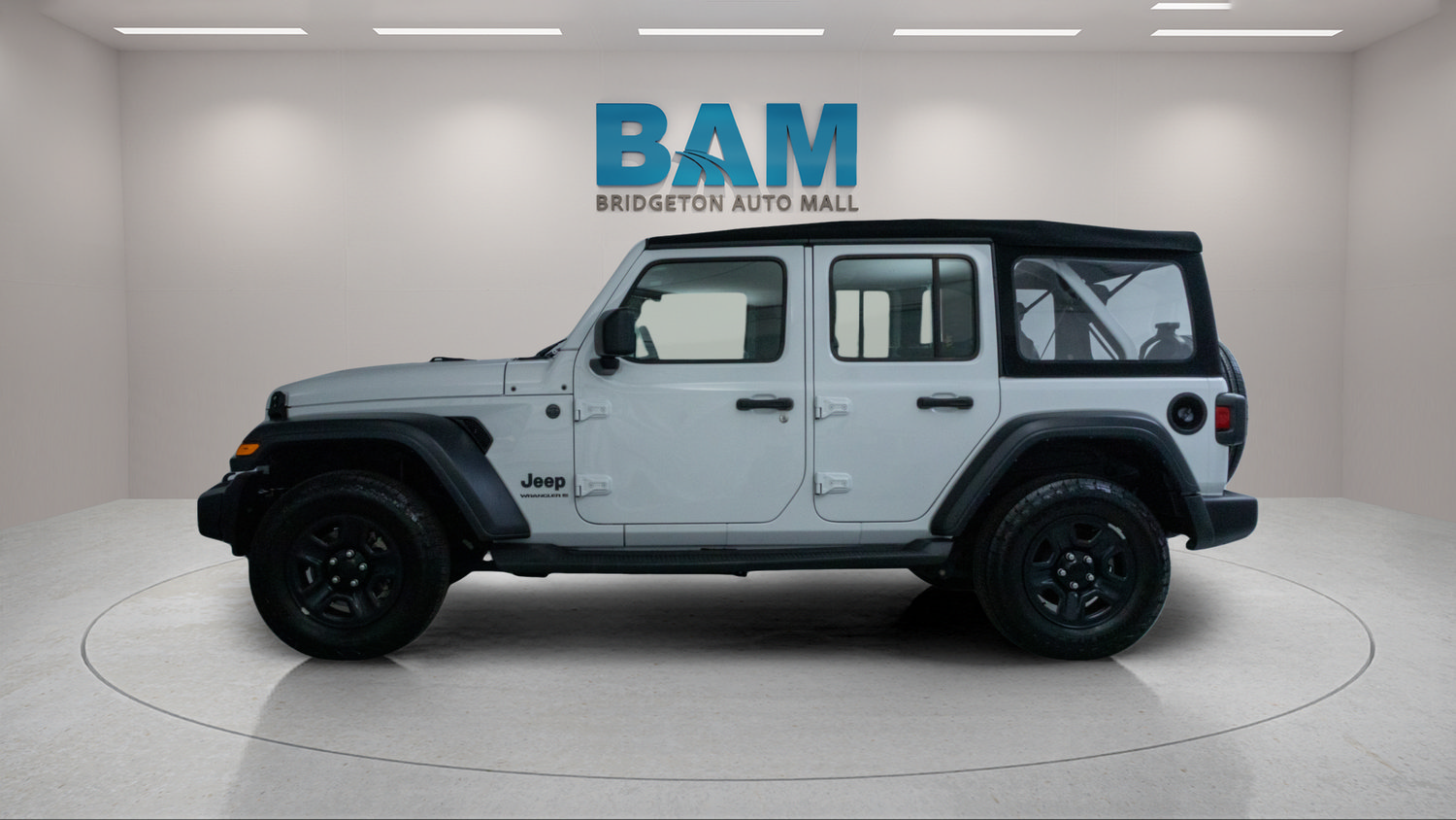 Used 2024 Jeep Wrangler Sport AWD/4WD image 4