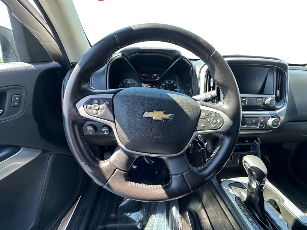 Used 2022 Chevrolet Colorado LT w/ Fleet Safety Package AWD/4WD image 12
