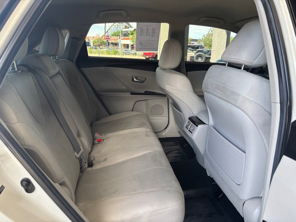 Used 2011 Toyota Venza FWD image 27