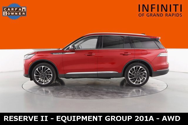 Used 2025 Lincoln Aviator Reserve w/ Equipment Group 201A image 6