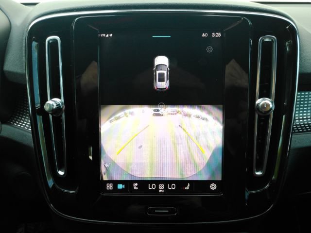 Used 2022 Volvo XC40 P8 Recharge Plus AWD/4WD image 42