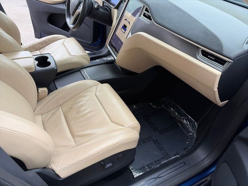 Used 2017 Tesla Model X 100D image 16