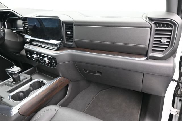 Used 2023 GMC Sierra 1500 SLT w/ SLT Convenience Package AWD/4WD image 26