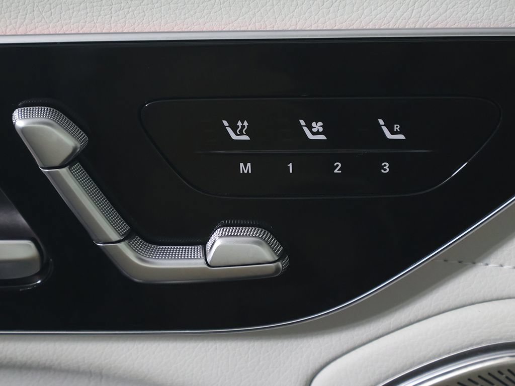 Used 2024 Mercedes-Benz EQS 450+ 4MATIC Sedan w/ AMG Line Exterior Package image 39