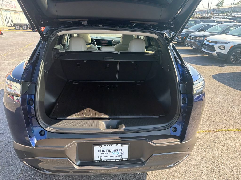 Used 2025 Nissan Murano SL w/ Cargo Package AWD/4WD image 9