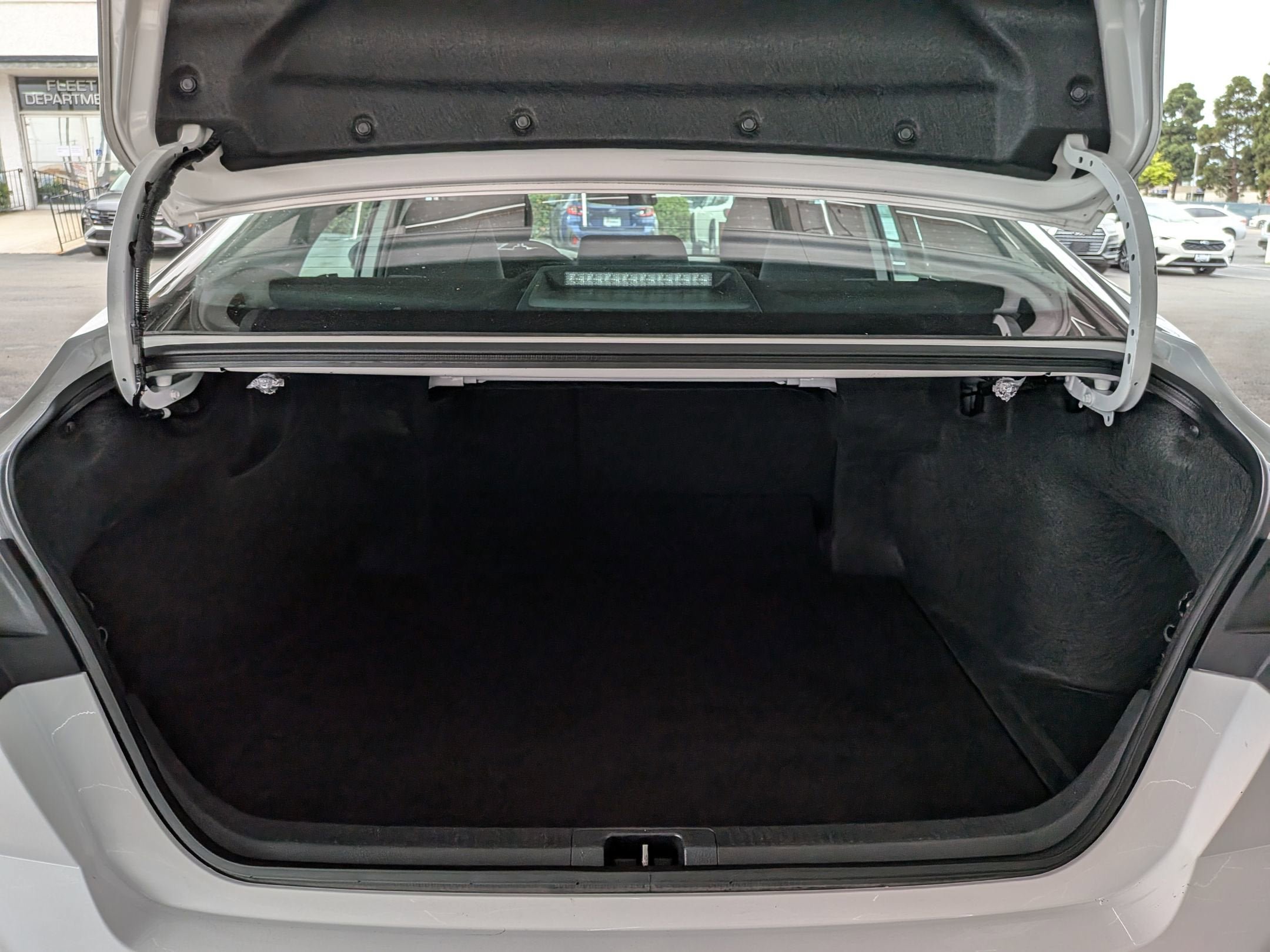 Certified 2025 Toyota Camry LE FWD image 32