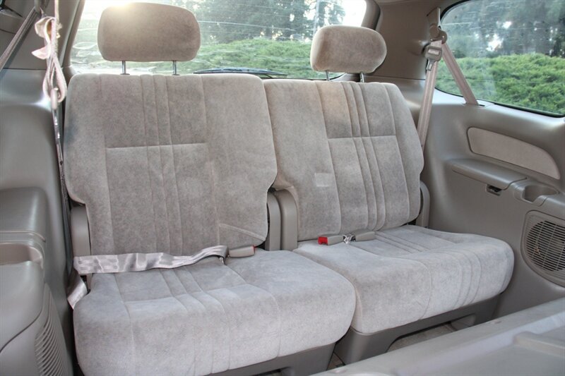 Used 1999 Toyota Sienna CE FWD image 15