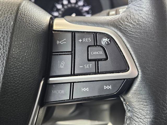 Used 2022 Toyota Sienna XLE image 12