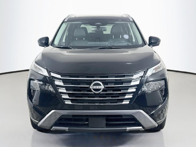 Used 2025 Nissan Rogue SL w/ SL Premium Package AWD/4WD image 2