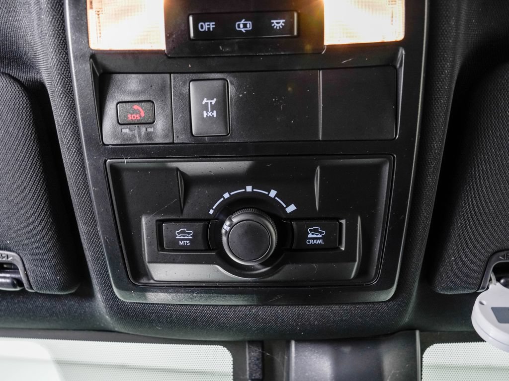 Used 2023 Toyota Tacoma TRD Off-Road AWD/4WD image 17