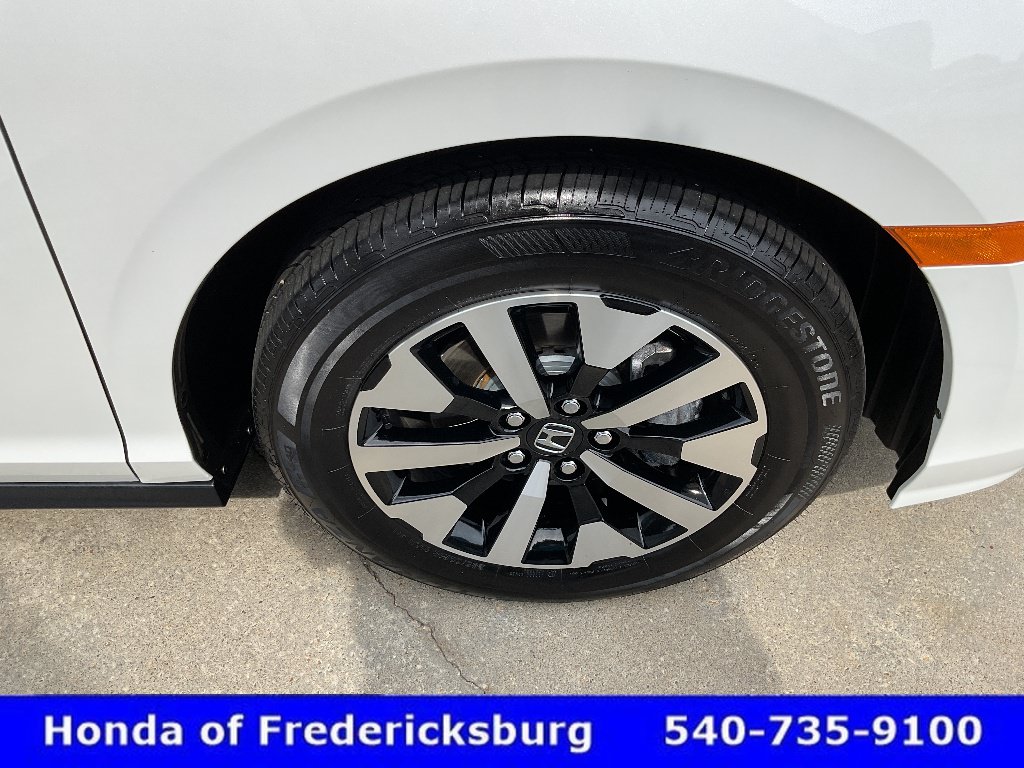 Certified 2026 Honda Odyssey EX-L image 12