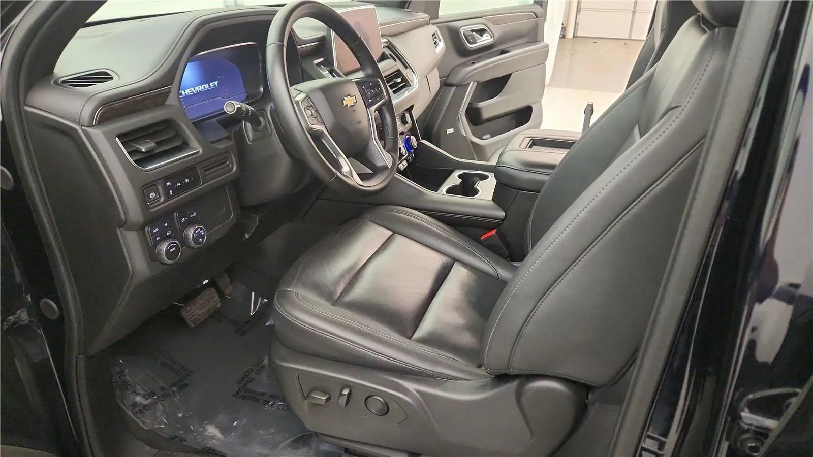 Used 2024 Chevrolet Tahoe LT image 22