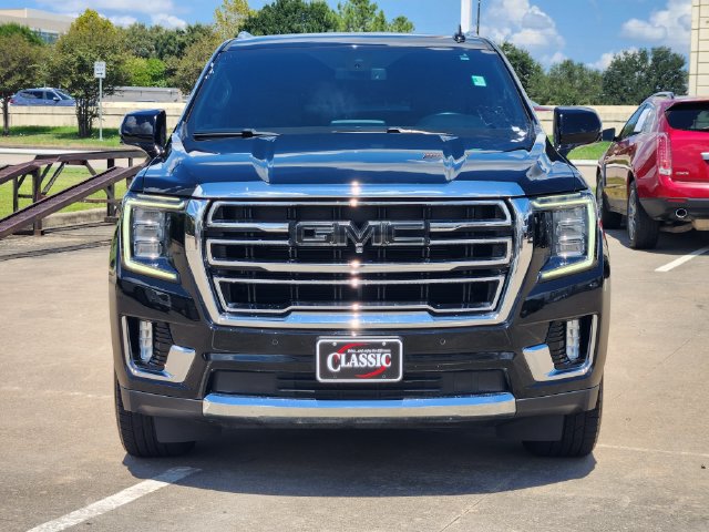Used 2022 GMC Yukon SLT w/ SLT Luxury Package RWD image 2