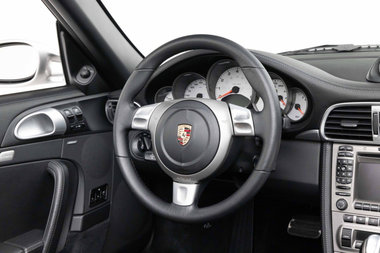 Used 2006 Porsche 911 Carrera S RWD image 12