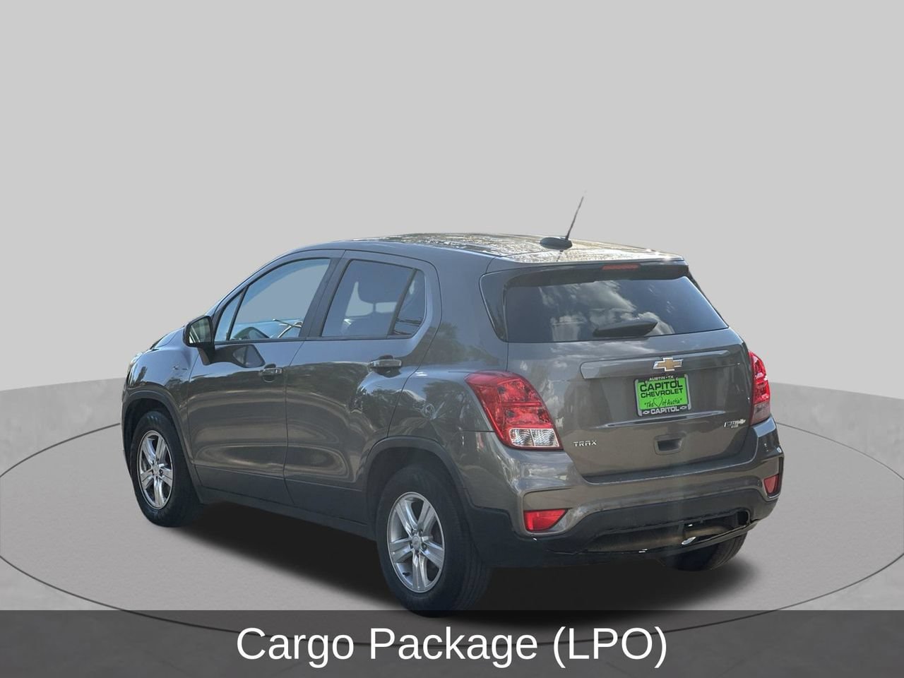Used 2020 Chevrolet Trax LS w/ Tint and Cruise Package FWD image 3