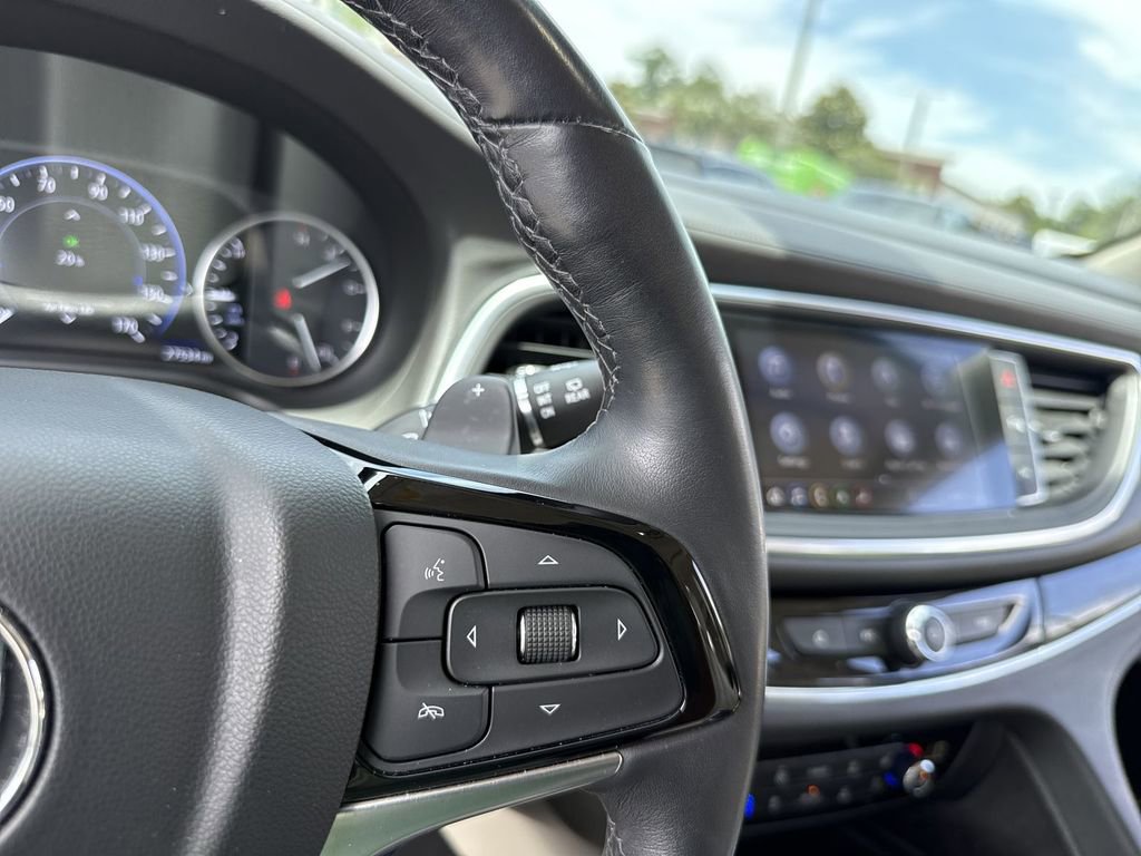 Used 2023 Buick Enclave Avenir w/ Avenir Technology Package FWD image 18