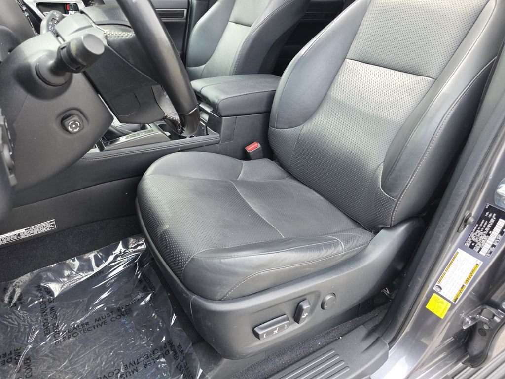 Certified 2023 Lexus GX 460 Luxury w/ Sport Design Package AWD/4WD image 17
